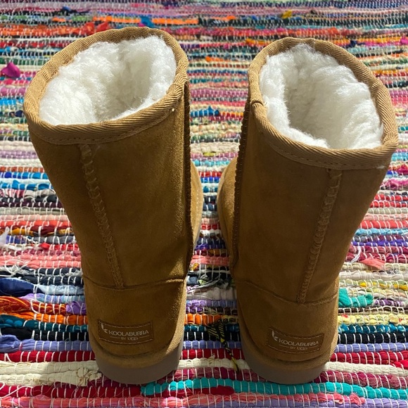 Women’s Koolaburra by UGG Boots, Size 5, Sorry no box - Picture 4 of 7